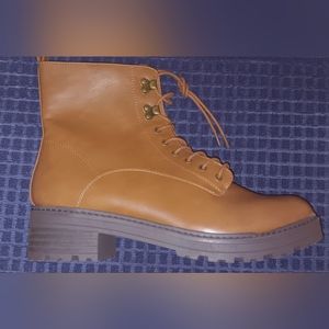 Brown Ankle Boot (Size 10)